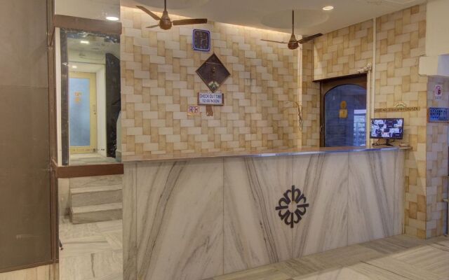 OYO Flagship 36853 Hotel Rajdoot