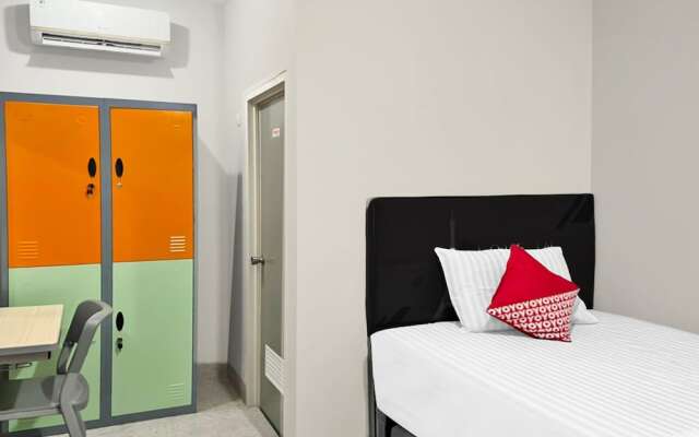 OYO 90708 Kbr Home