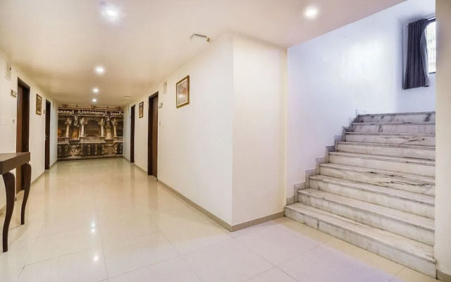 Capital O 48482 Hotel Tribecca Inn