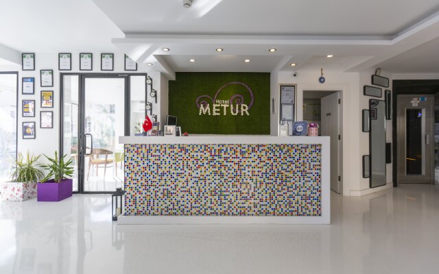 Metur Hotel