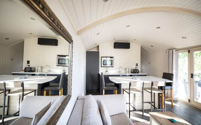 Coltsfoot Country Retreat