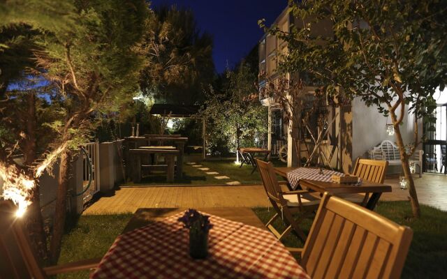 Sakız Kızı Alaçatı