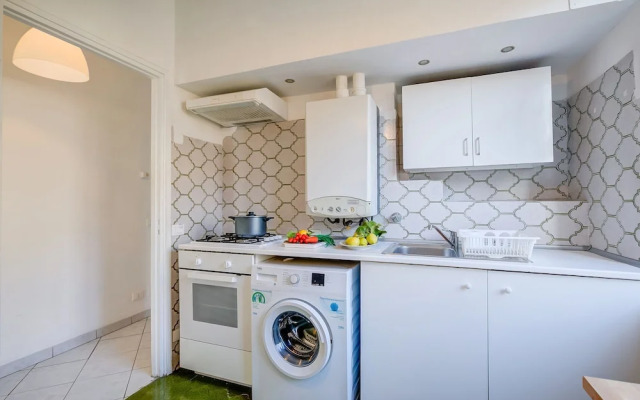 Sanremo Penthouse Market 700m From Sea