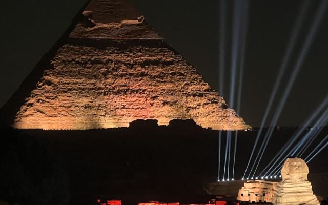 Life Pyramids Inn