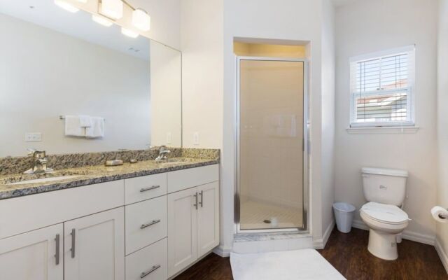 Lucaya Village 3040 #20-105