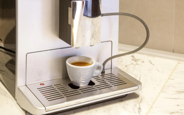 Supernova Royal Residence