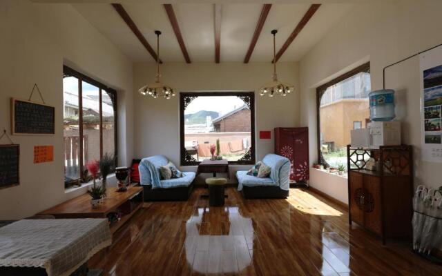 Shangri-La Fanshe Inn (Dukezong Ancient City Branch)