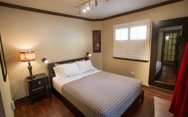 Residences at The Railyards - Downtown Austin