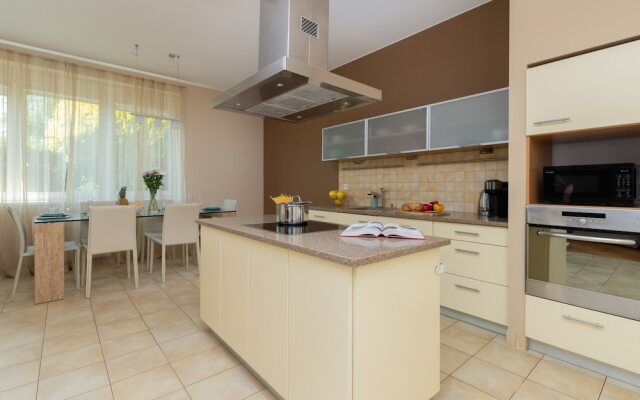 Apartment Orłowo Park by Renters