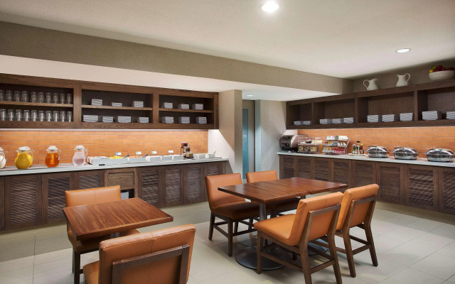 HYATT house Austin/Arboretum