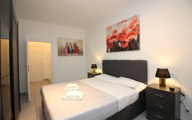 Casa Rosa in Lugano With 2 Bedrooms and 1 Bathrooms