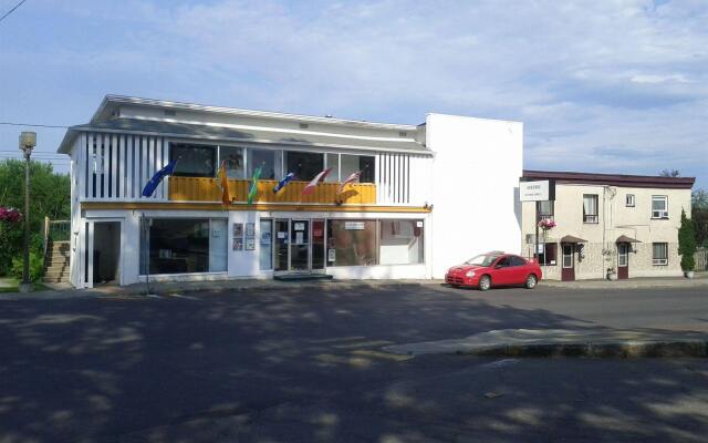 Auberge Internationale du Témiscouata International Hostel