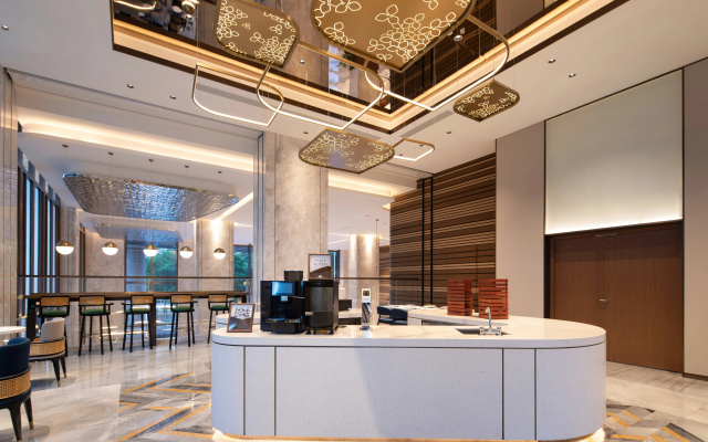 Hilton Garden Inn Beihai Railway Station – Lobby – Beihai