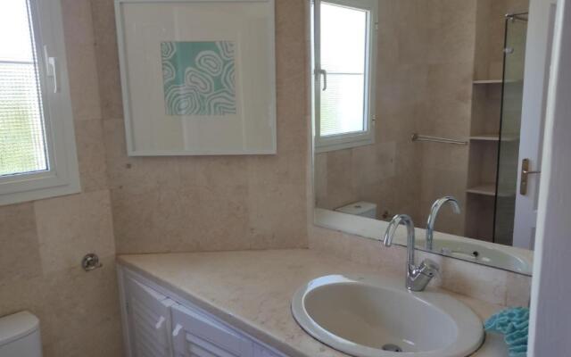 EL GOUNA-Elegant 4-bedroom Villa with Heated Pool