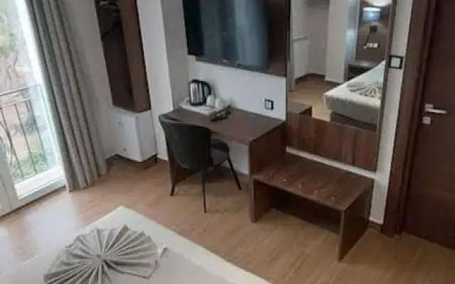 Lounis Hotel by Atlantis