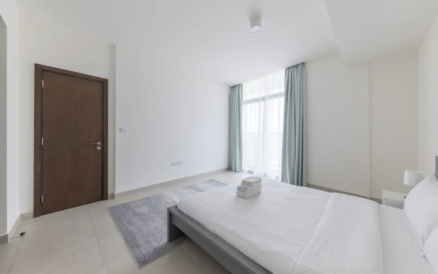 Splendid 1BR in Living Garden