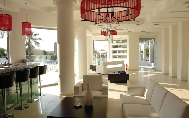 Angela Studios & Apartments