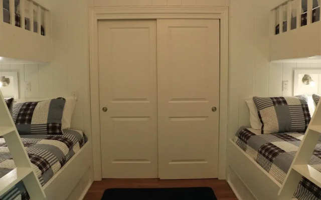 Lake Front Rendezvous