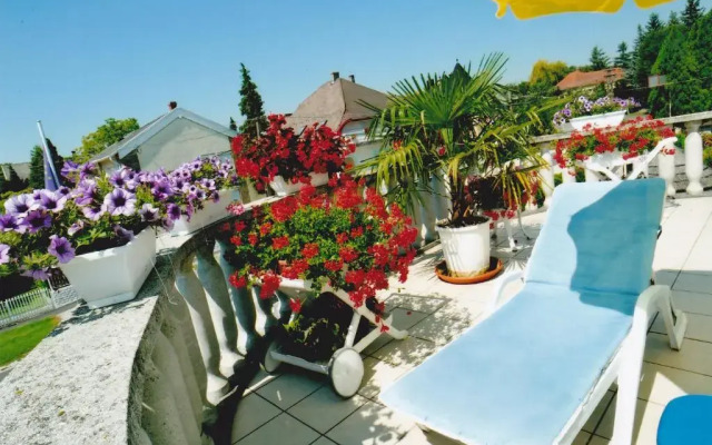 Steinhaus Bed & Breakfast