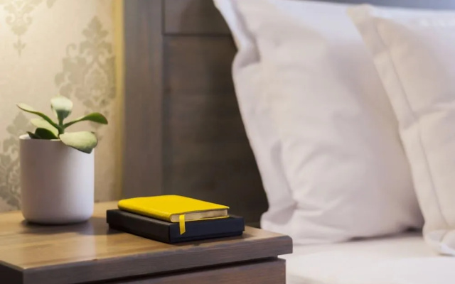 Rooms by Alexandra Hotel