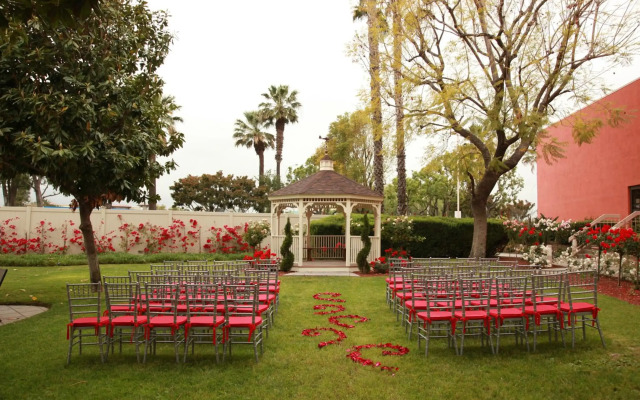 Ontario Airport Hotel & Conference Center
