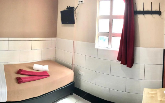 Adamson Park Hotel