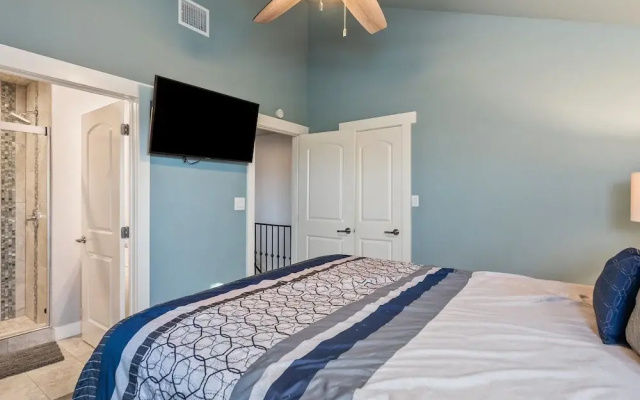 Pier Perfection K101 3 Bedroom Condo