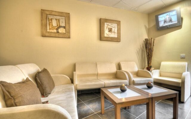 Euro Guest House