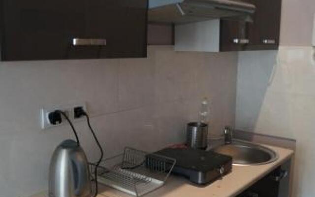 Red Apartament
