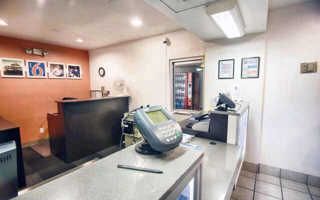 Motel 6 Mammoth Lakes, CA