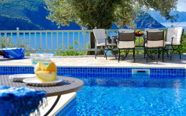 Aquilo Villa