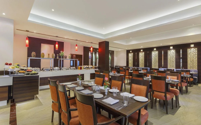 City Heart Sarovar Portico