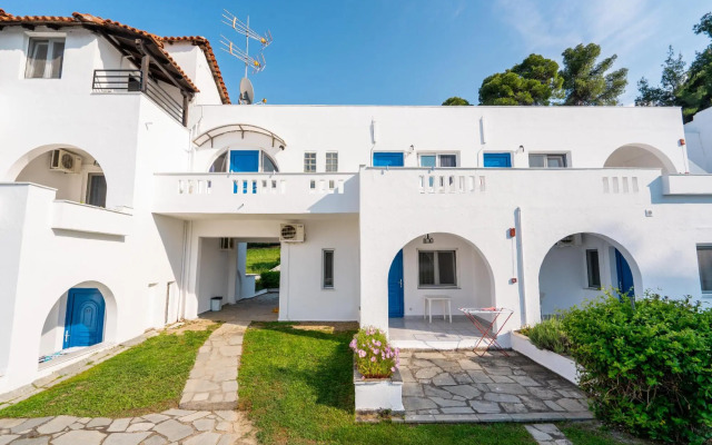 Theo Bungalows Kriopigi