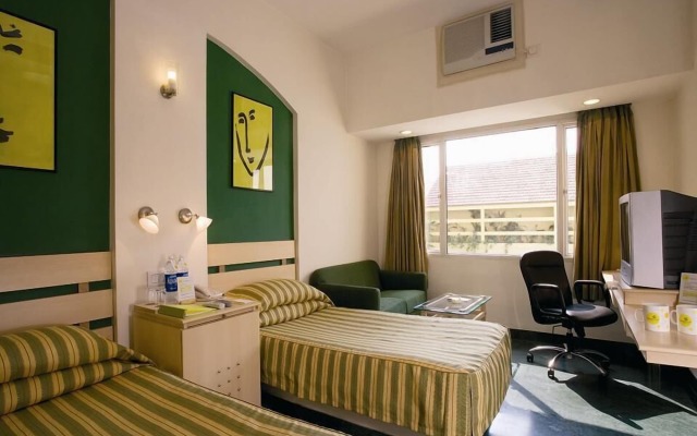 Lemon Tree Hotel, Udyog Vihar, Gurugram