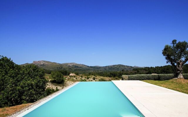 Beautiful Mansion in Arta Majorca With Swimming Pool