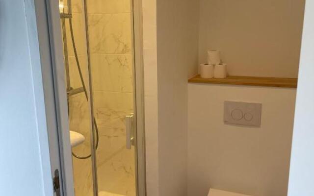 Le Manoir 1 Studio RDC Lumineux