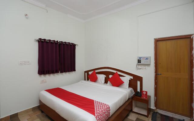 OYO 24735 Hotel Khush Khush