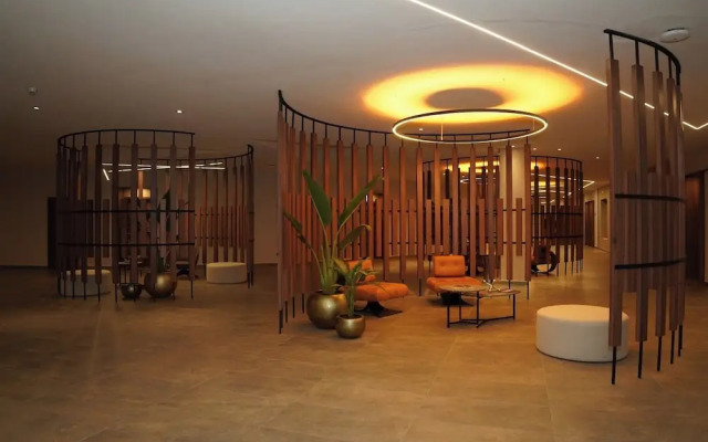 Hotel Casino Grand Vía Dorada