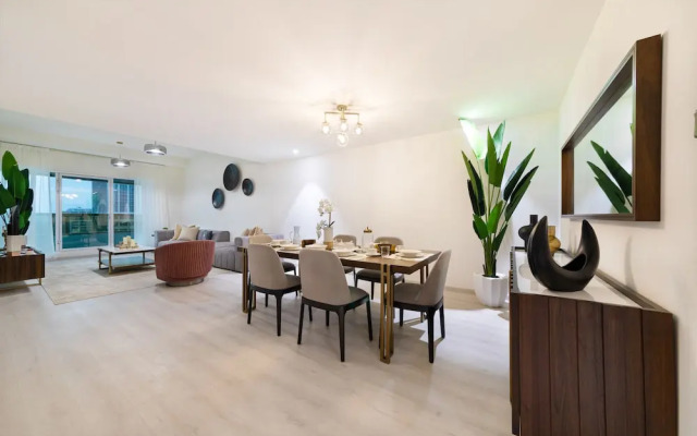 Maison Privee - Millennium Executive Tower