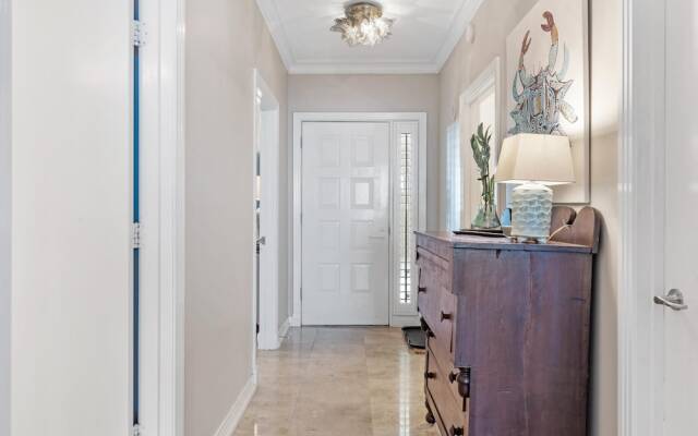 Beach Colony East 16b-penthouse