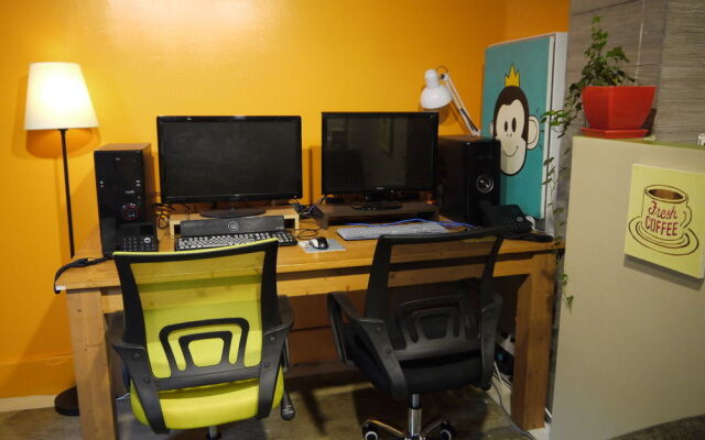 Travelers Planet Studio Type Hostel