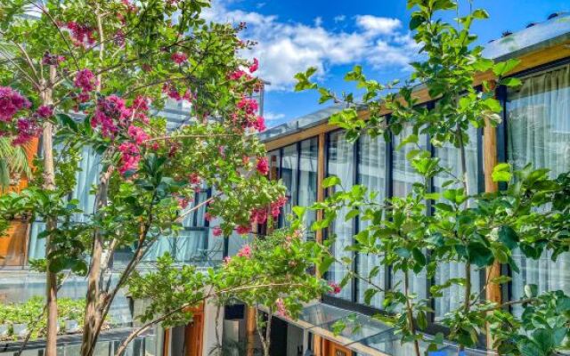 Xiangshan's Island·Viewing House Tipsy Designer Light Luxury Beauty