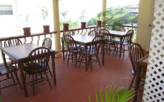 Rich View Hotel