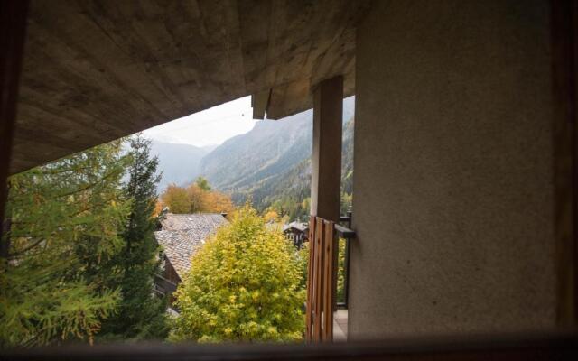 JOIVY Apt For 7 With Terrace And Exceptional Location