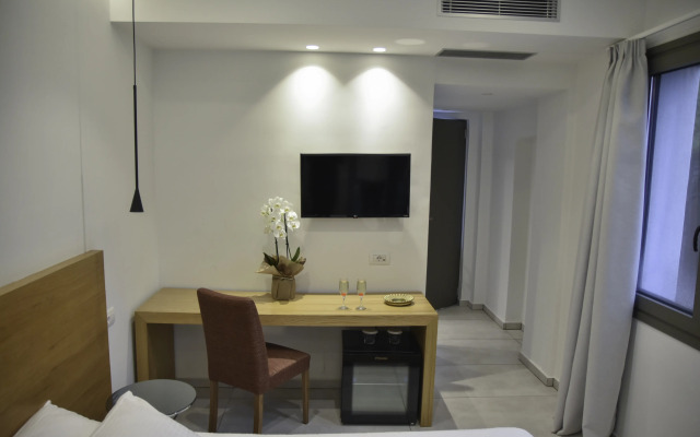 Mythical Coast Wellness Retreat