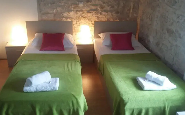 Studio Apartments sv. Duje