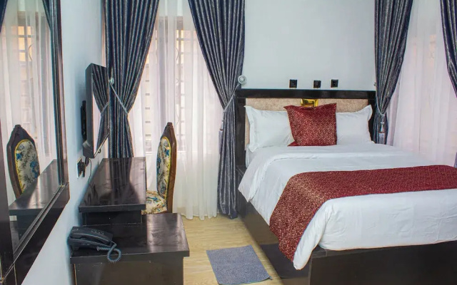 The Blevick Suites And Apartments