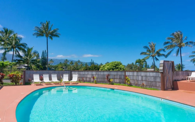 Sealodge B6 by RedAwning