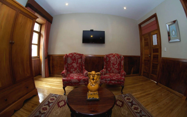Pepe's House Cuenca Hotel & Hostel