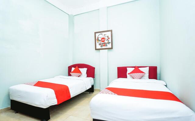 OYO 475 Kartika Syariah Homestay
